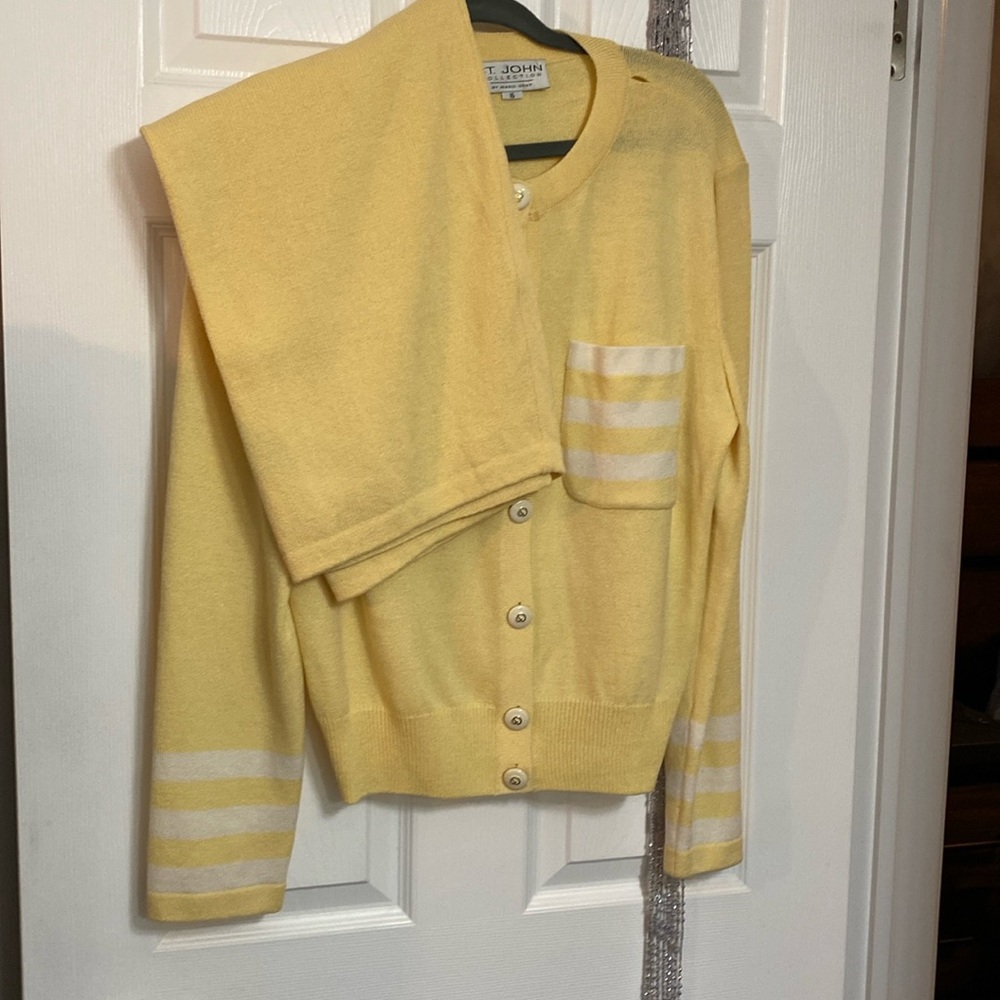 St. John’s Collection, size 16 Yellow and white suit. Skirt as well